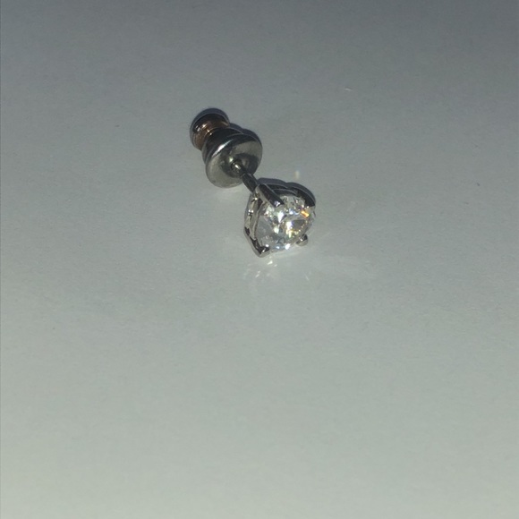 Single (1) Heart Cut CZ Diamond 1/2CT Solitaire Unisex Silver Stud Earring - Picture 7 of 15